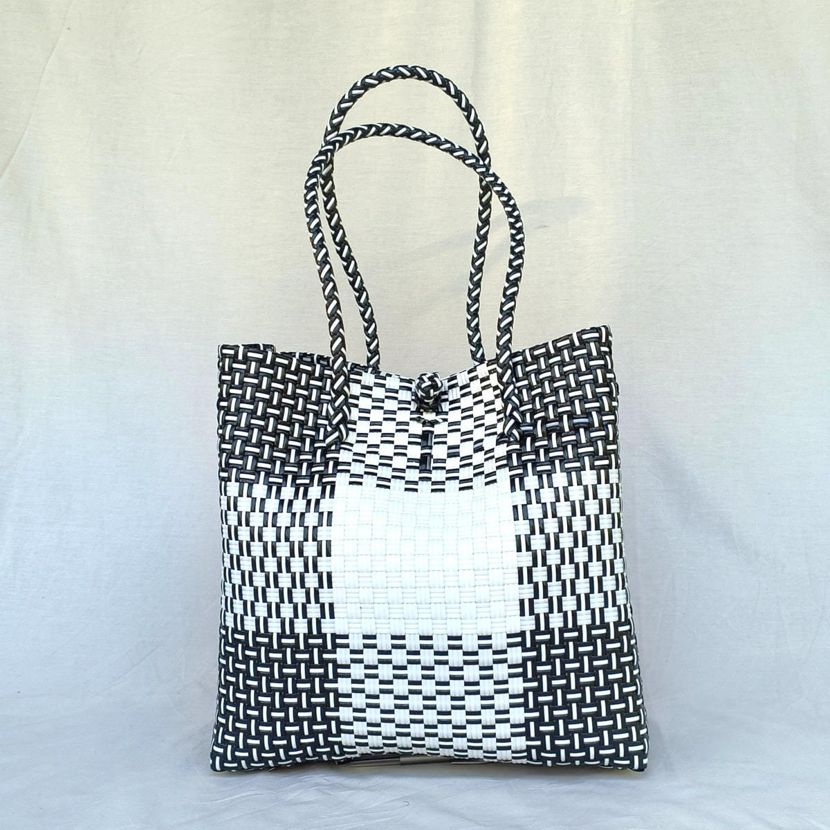 Turtle Totes Chic Collection Crossroads Tote Bag – Handwoven from Recycled Plastic Bottles